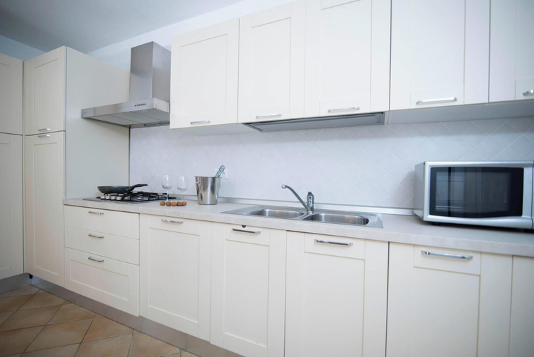 Private kitchen 5, Rotondo Dream Suite, Olbia-Tempio