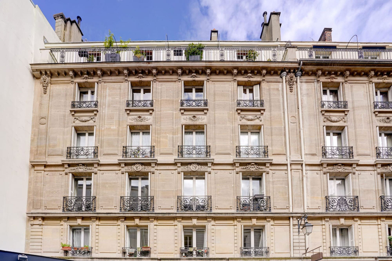 Room 5, Saintgermain Sojourn Charming 2 Bedroom in the Rive Gauche, Paris