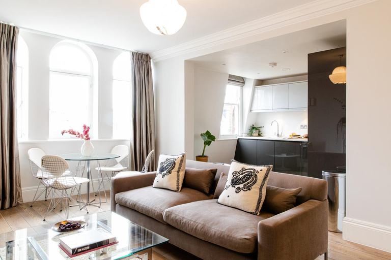 Others 5, 56 Welbeck Street, London
