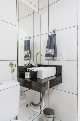 Room 5, Casa em Cond com Lazer Completo Wi-fi e Garagem, Cabo Frio