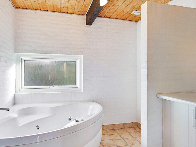 Bathroom 3, person holiday home in Vestervig, Thisted