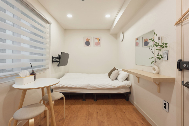 Others 5, Dawoo House2, Mapo