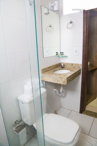 Bathroom 3, Kaluff Hotel, Itaboraí