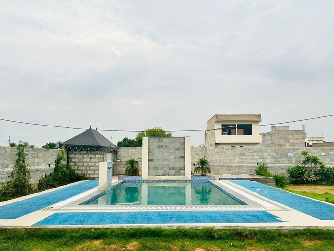 Sport & Beauty, Chhawani Swiss Tent House, Jaipur