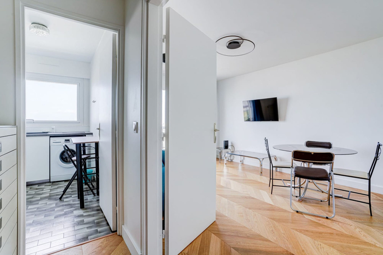 Room 3, Montparnasse View Nice 1 Bedroom in Montparnasse, Paris