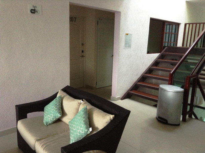 Others 5, Hotel Isleno, Isla Mujeres