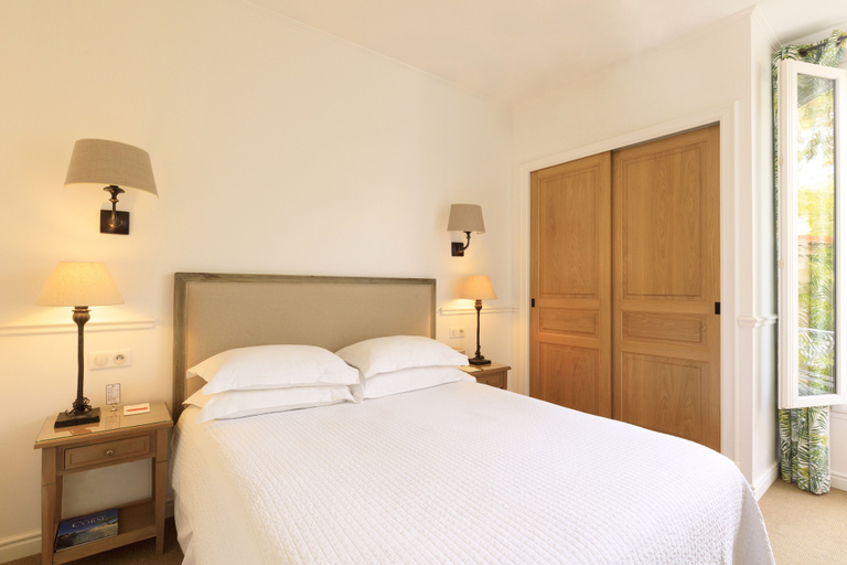 Bedroom 3, Hotel Les Mouettes, Corse-du-Sud