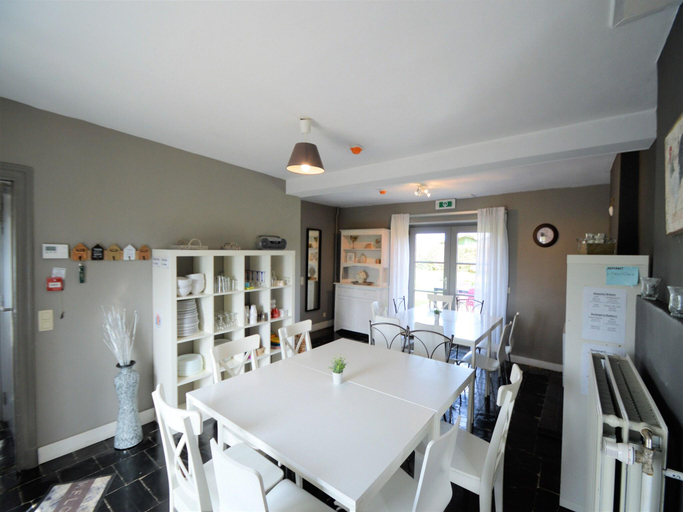 Others 5, Pet-Friendly Bungalow, Namur