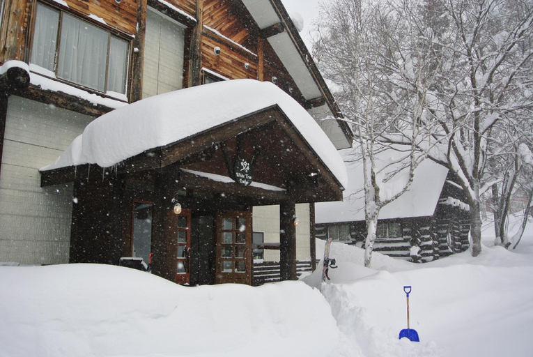 Others 4, WhiteTree Lodge, Shinano