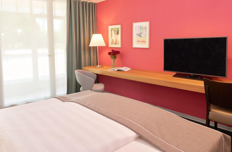 Bedroom, Bata Club Haus, Rheinfelden