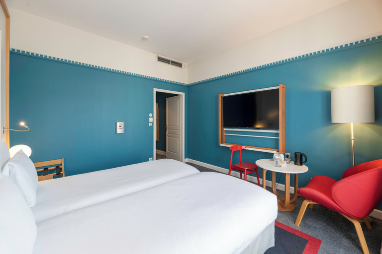 Bedroom 2, Mercure Lyon Centre Château Perrache hotel, Rhône