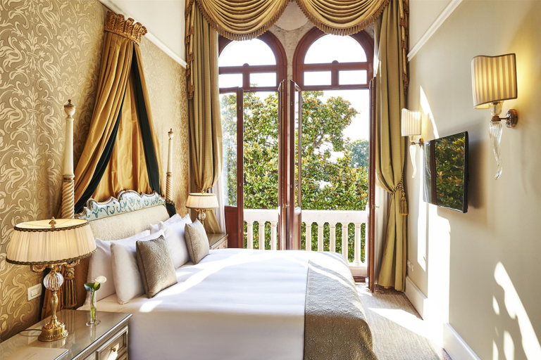 Bedroom 3, San Clemente Palace, Venice, Venezia