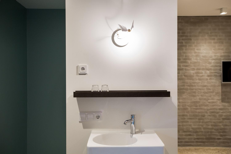 Bathroom 3, Hotel Napoleonschuur, Amerongen