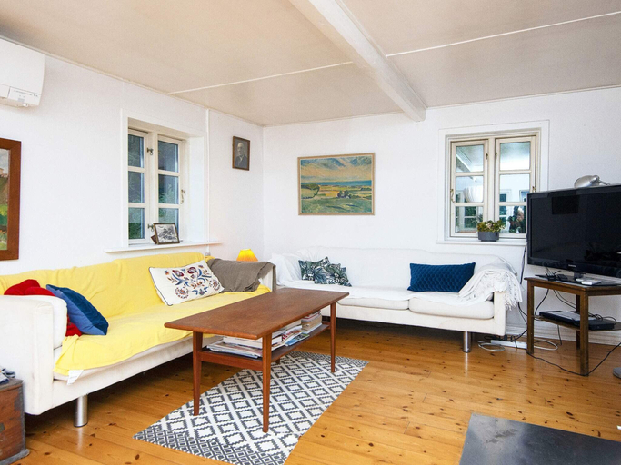 Bedroom 2, Lakeside Holiday Home with Forest, Skanderborg