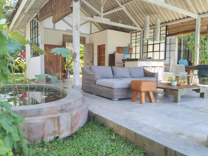 Food & Drinks 2, Sun Moon Star Villas, Bantul