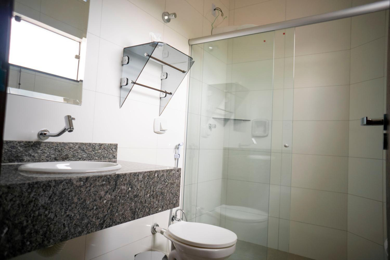 Bathroom 4, Villa Vaz Hotel, Rondonópolis