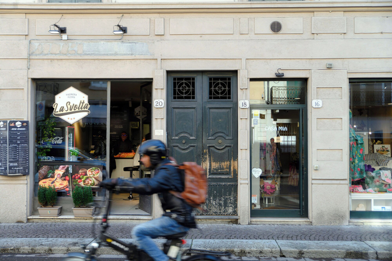 Exterior & Views, Victoria Studio 1, Como