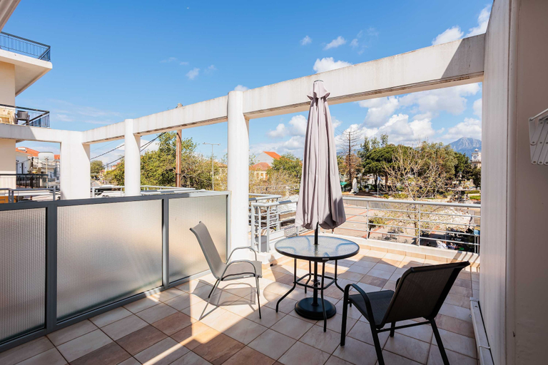 Room 4, Cozy Studio w Balcony in the Center of Filiatra, Peloponnese