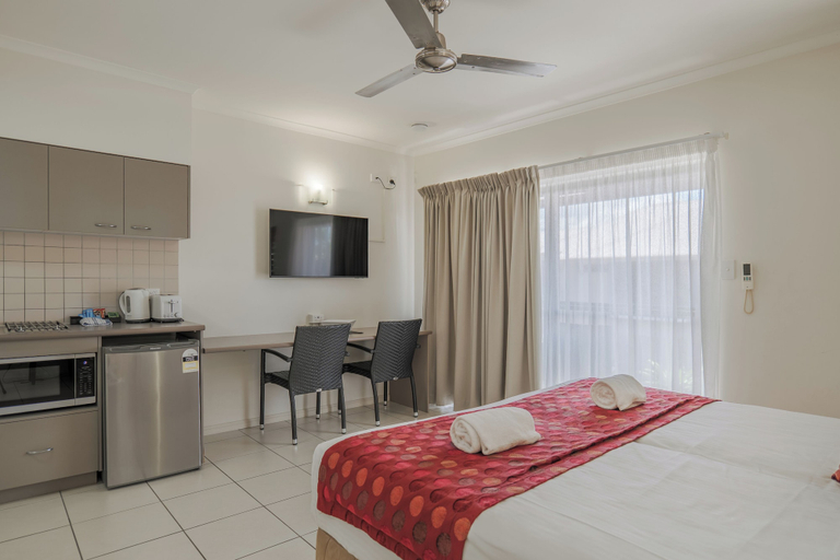 Bedroom 3, Southern Cross Atrium Apartments, Cairns