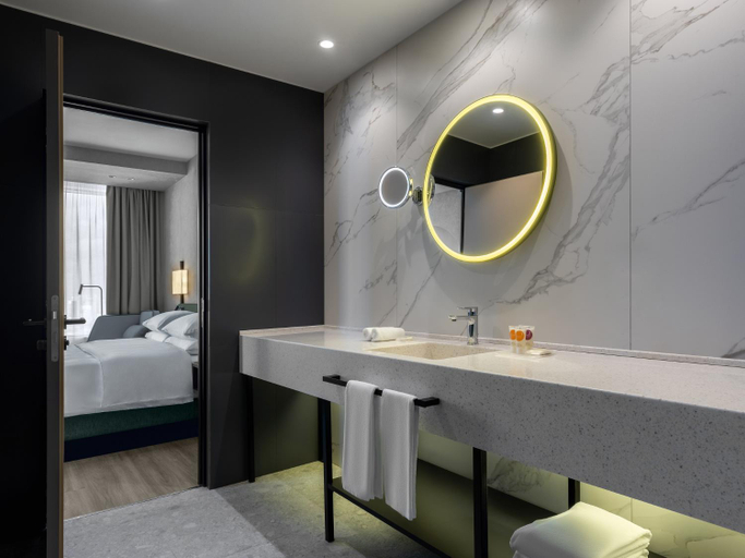 Bathroom, Hyatt Place Ekaterinburg, Ekaterinburg gorsovet