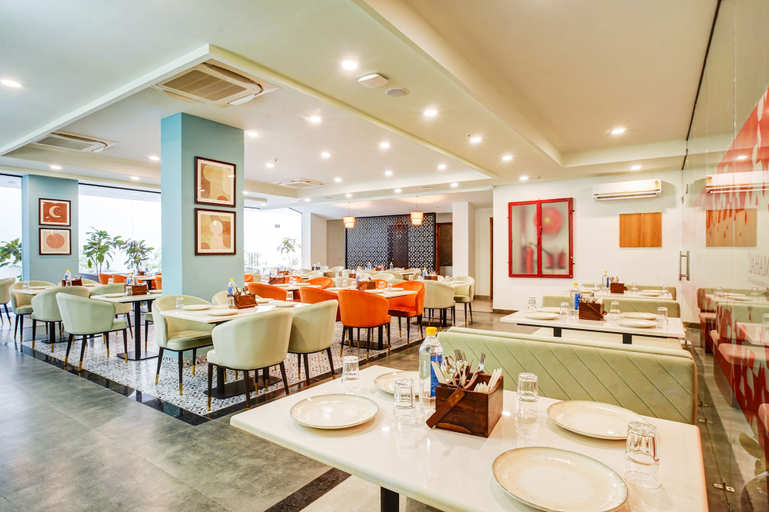 Food & Drinks 5, Saltstayz Premier - Arjun Marg, Gurgaon