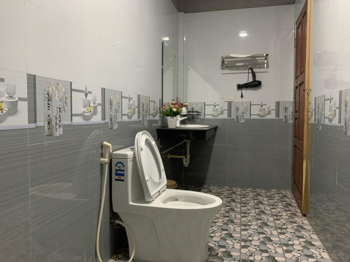 Bathroom, Trang An Family Homestay, Hoa Lư