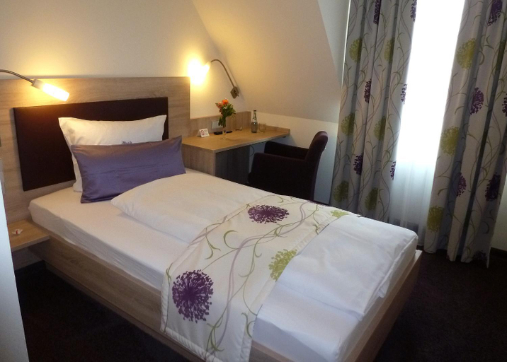Bedroom 3, Gastehaus Rossle, Rems-Murr-Kreis