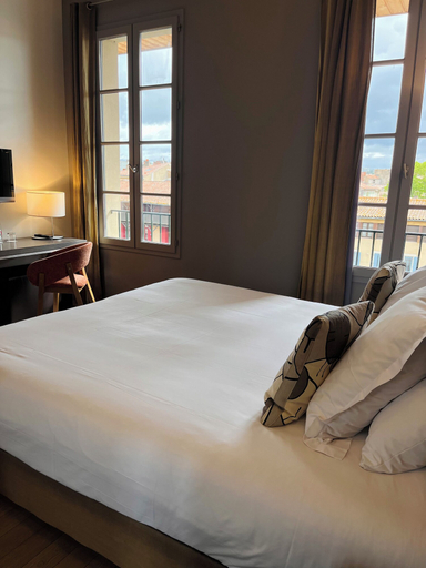 Bedroom 5, Best Western Grand Hotel de Castres, Tarn