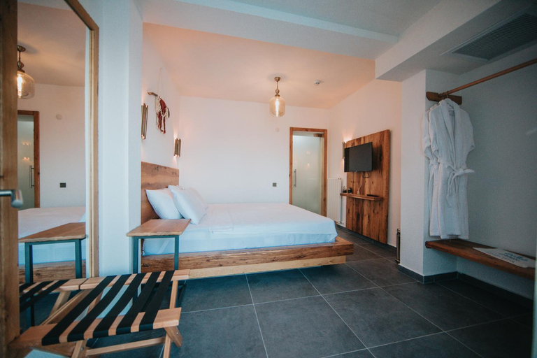 Bedroom 2, Buyukada Loc'ada, Adalar