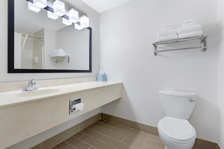 Bathroom 5, MainStay Suites Madison Airport, Dane