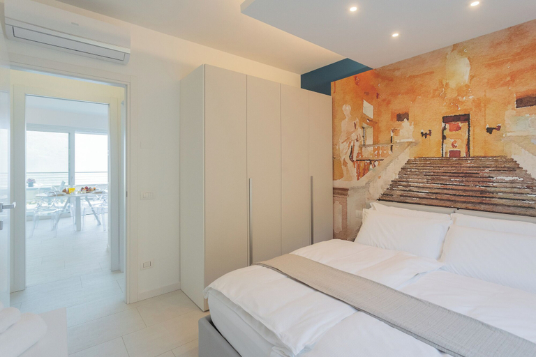 Bedroom 3, Valarin Luxury Apartments & Wellness by Rent all Como, Como