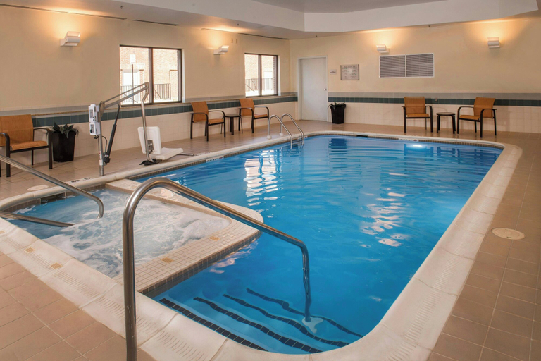 Sport & Beauty, Courtyard by Marriott Fredericksburg Historic District, Fredericksburg