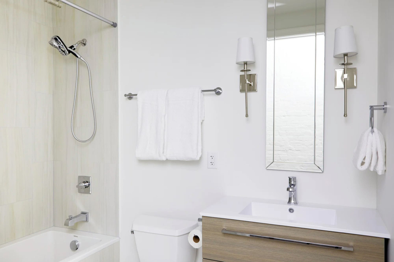 Bathroom 3, Roami at St. Charles, Orleans