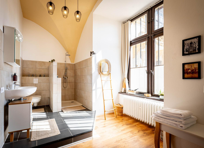 Bathroom 3, Schloss Arenfels, Neuwied
