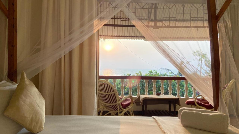 Bedroom 2, Dmellos Sea View Home, North Goa