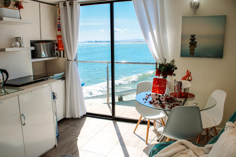 Others 2, 185 on BEACH Boutique Suites, City of Cape Town