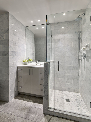 Bathroom 4, AKA Rittenhouse Square, Philadelphia