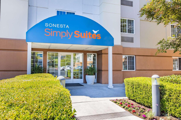 Exterior & Views 2, Sonesta Simply Suites Houston Brookhollow, Houston