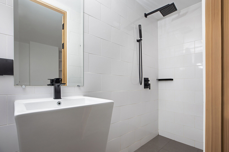 Bathroom 3, Private Loft near Naiharn Beach UTL B119, Pulau Phuket
