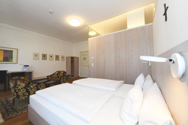 Bedroom 3, Gastehaus der Katholischen Akademie in Bayern, München