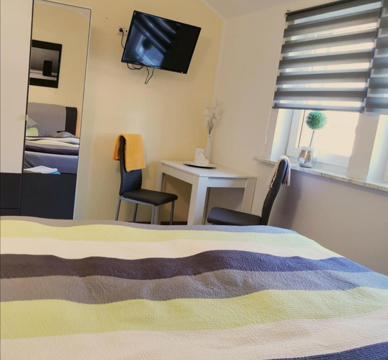 Bedroom 2, Landhotel Heidkrug, Heidekreis