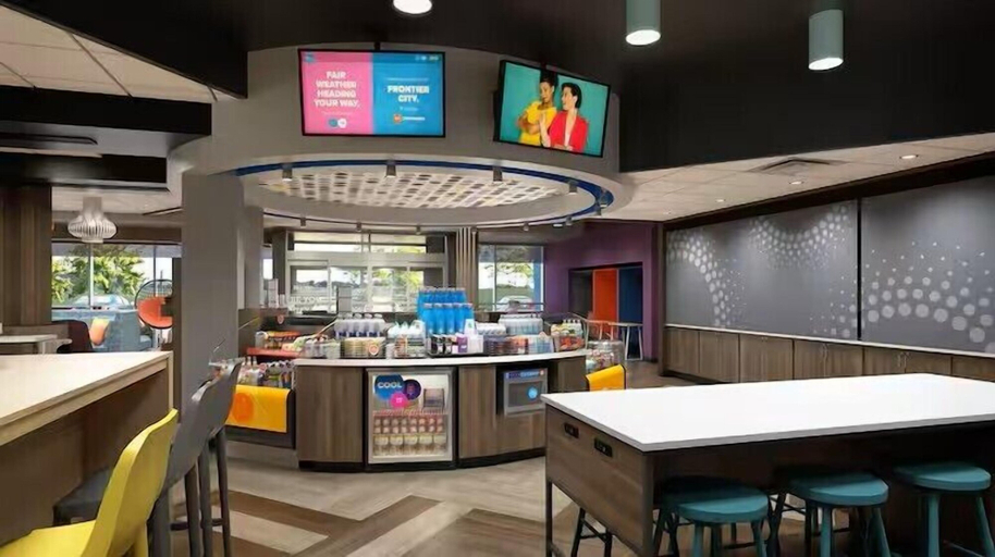 Food & Drinks 5, Tru By Hilton Brunswick, Glynn