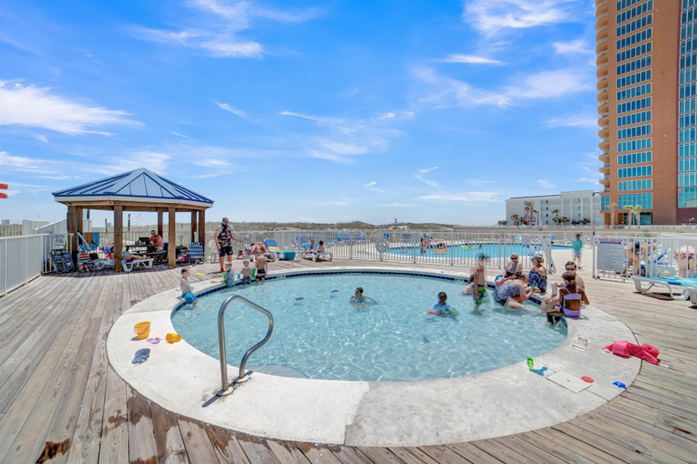 Sport & Beauty 4, Sugar Beach 140, Baldwin