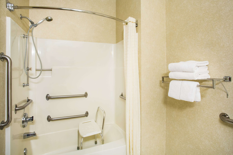 Bathroom 4, Baymont by Wyndham Helena, Lewis and Clark