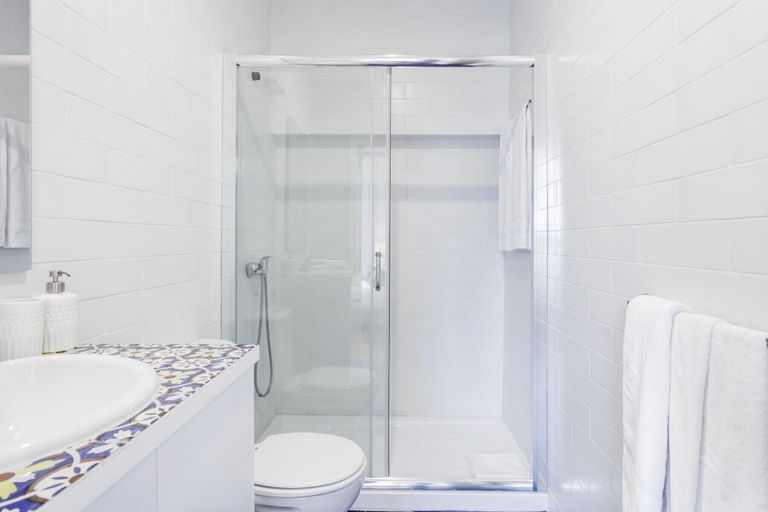 Bathroom 4, Nada04 · Studio Apartment With Balcony Next to Ribeira, Porto
