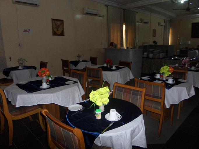 Food & Drinks, ParkView Hotels, AbujaMun