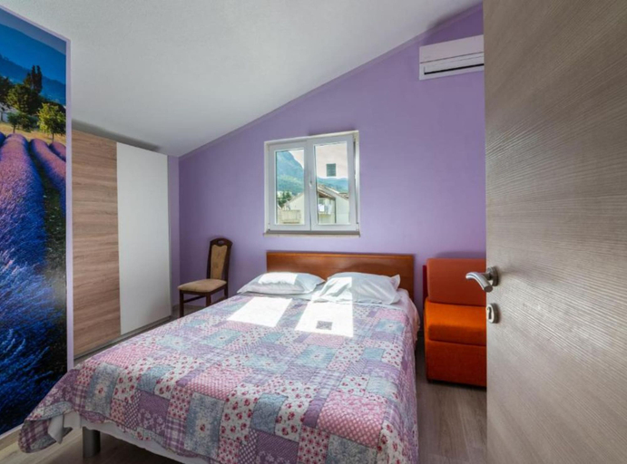 Others 5, Apartments Ribarević, Makarska