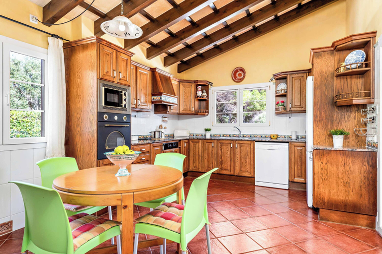Others 3, Villa Juana Blanes, Baleares