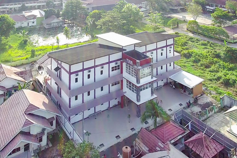 Exterior & Views 2, RedDoorz Syariah @ Humaira Stay Tabalong, Tabalong