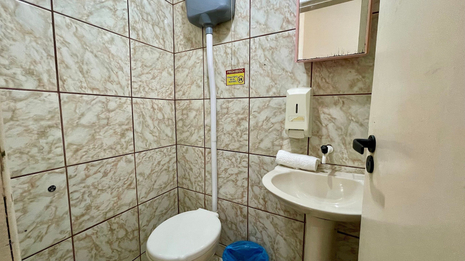 Bathroom, AP 44 - Residencial Solavir, Bombinhas